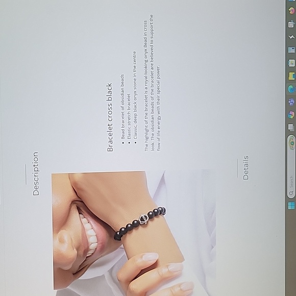 Black Minimalist Bracelet w/ Matte Beads and Distinctive Centerpiece Thomas Sabo - Picture 5 of 7